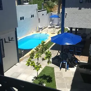 https://pousada-madagascar.portodegalinhashotels.com